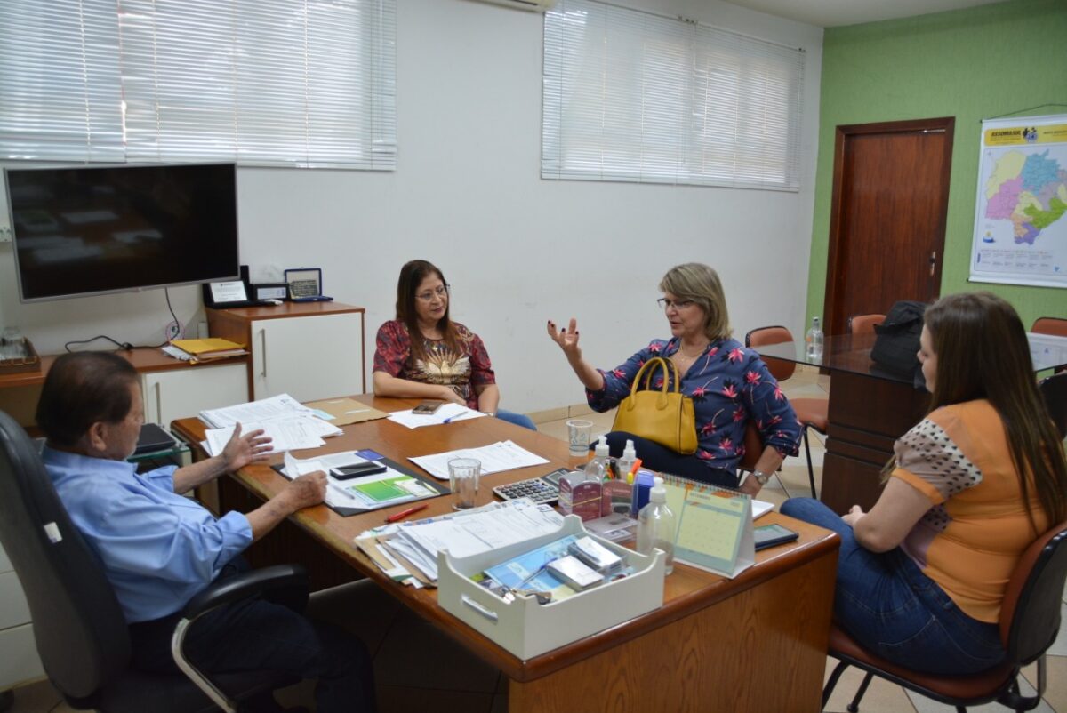 <strong>Prefeito Akira solicita à Procuradoria Jurídica que conduza tratativas para realização de novo Concurso Público</strong>