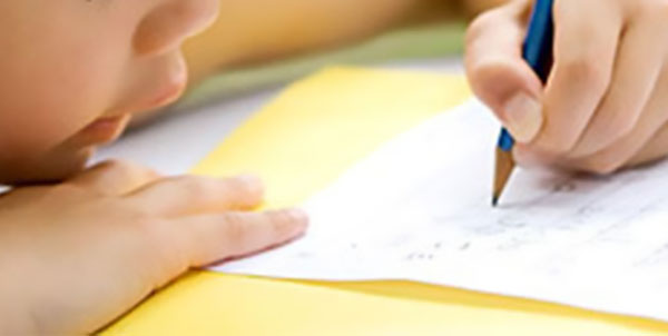 Crianças vulneráveis aprenderam metade do esperado durante pandemia