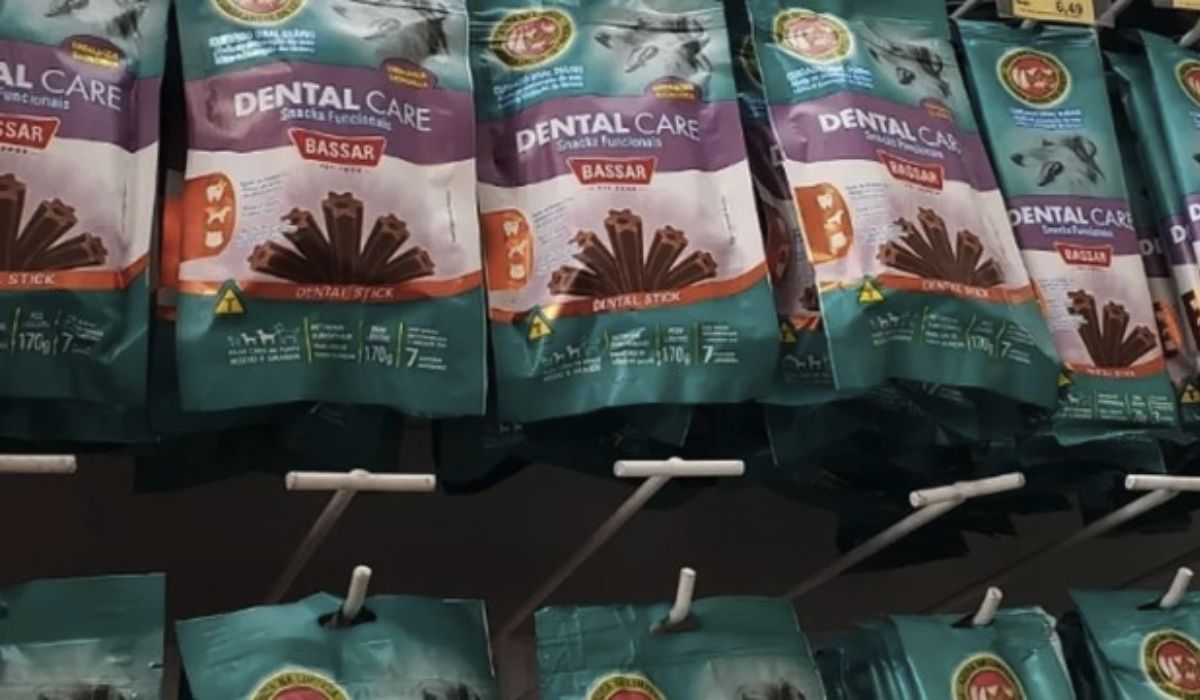 Anvisa reforça alerta de recolhimento de petiscos caninos intoxicados