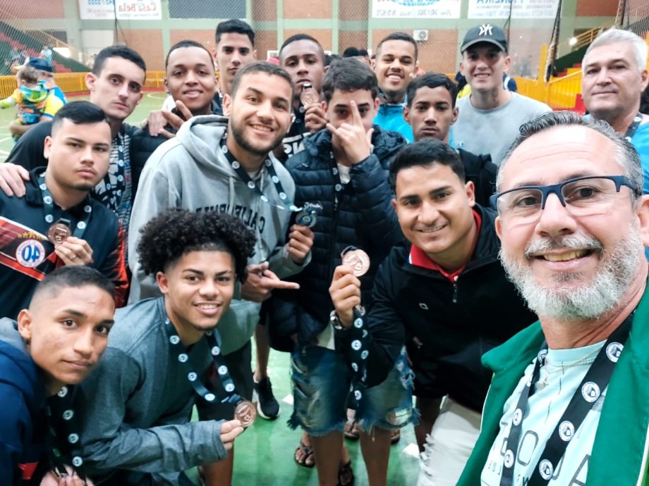 Time SEJUVEL conquista terceiro lugar no Campeonato Estadual de Futsal em Itaporã Time SEJUVEL conquista terceiro lugar no Campeonato Estadual de Futsal em Itaporã
