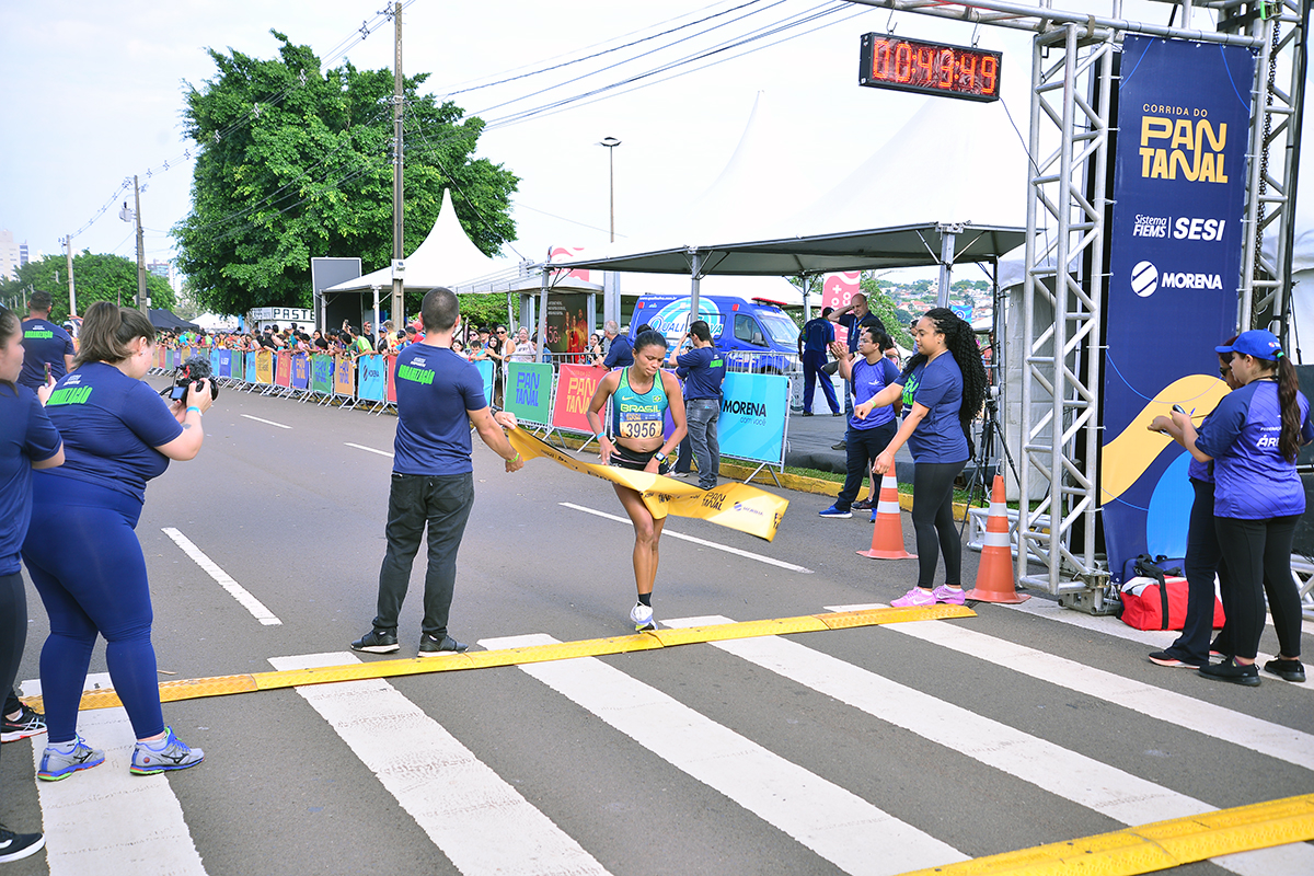Atletas do Quênia e da Etiópia vencem provas de 15 km da Corrida do Pantanal
