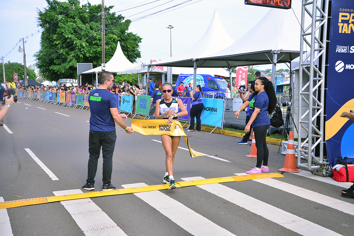 Atletas do Quênia e da Etiópia vencem provas de 15 km da Corrida do Pantanal