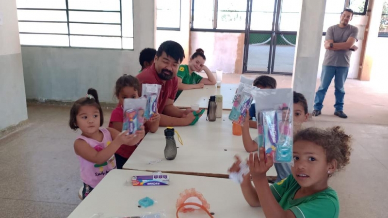 Crianças do Assentamento Mutum em Brasilândia recebem orientações sobre Saúde Bucal
