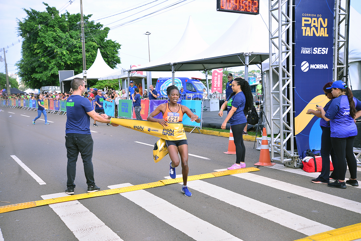 Atletas do Quênia e da Etiópia vencem provas de 15 km da Corrida do Pantanal