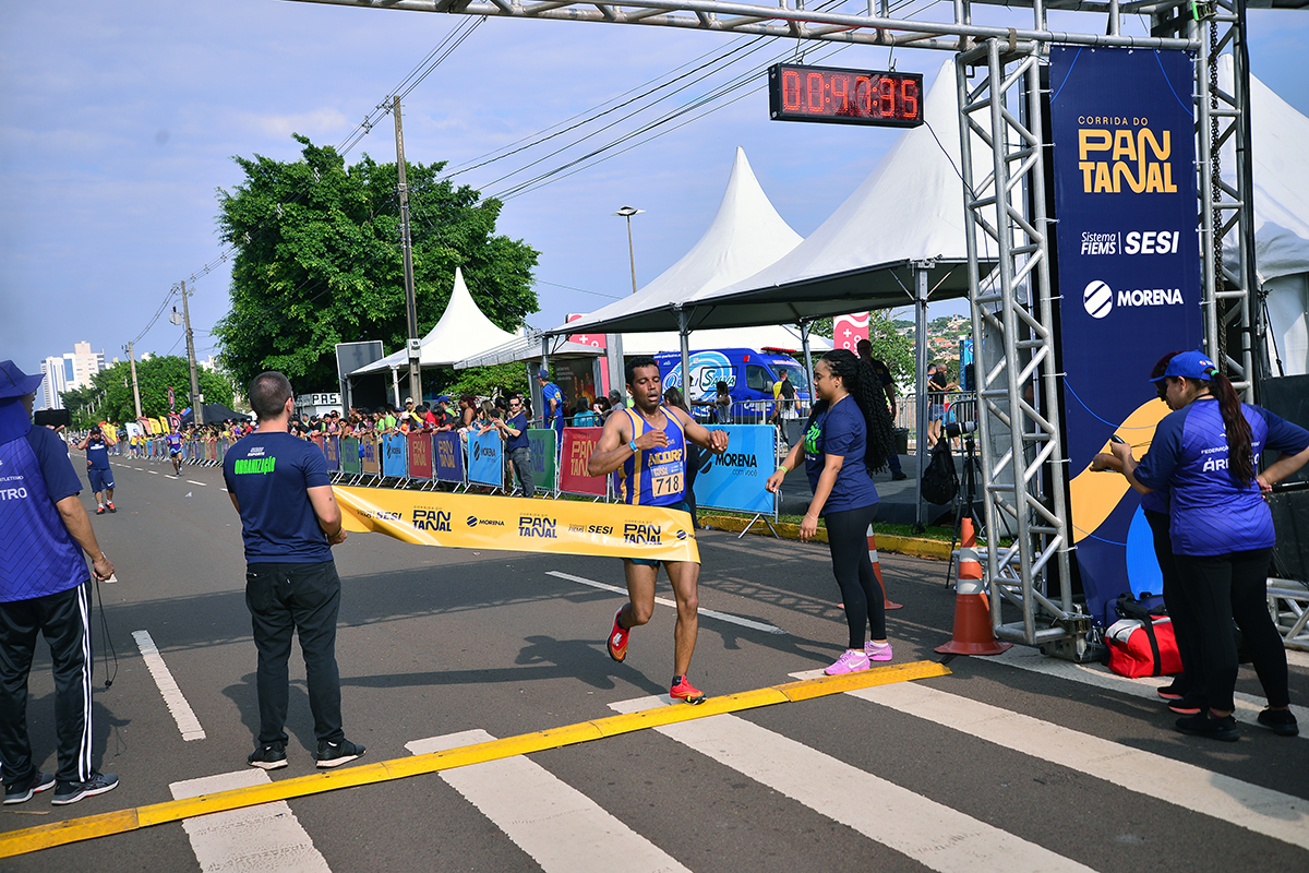 Atletas do Quênia e da Etiópia vencem provas de 15 km da Corrida do Pantanal