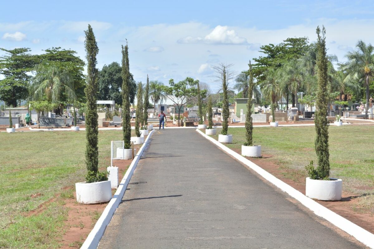 <strong>Prefeitura de Bataguassu prepara Cemitério Municipal para Dia de Finados</strong>