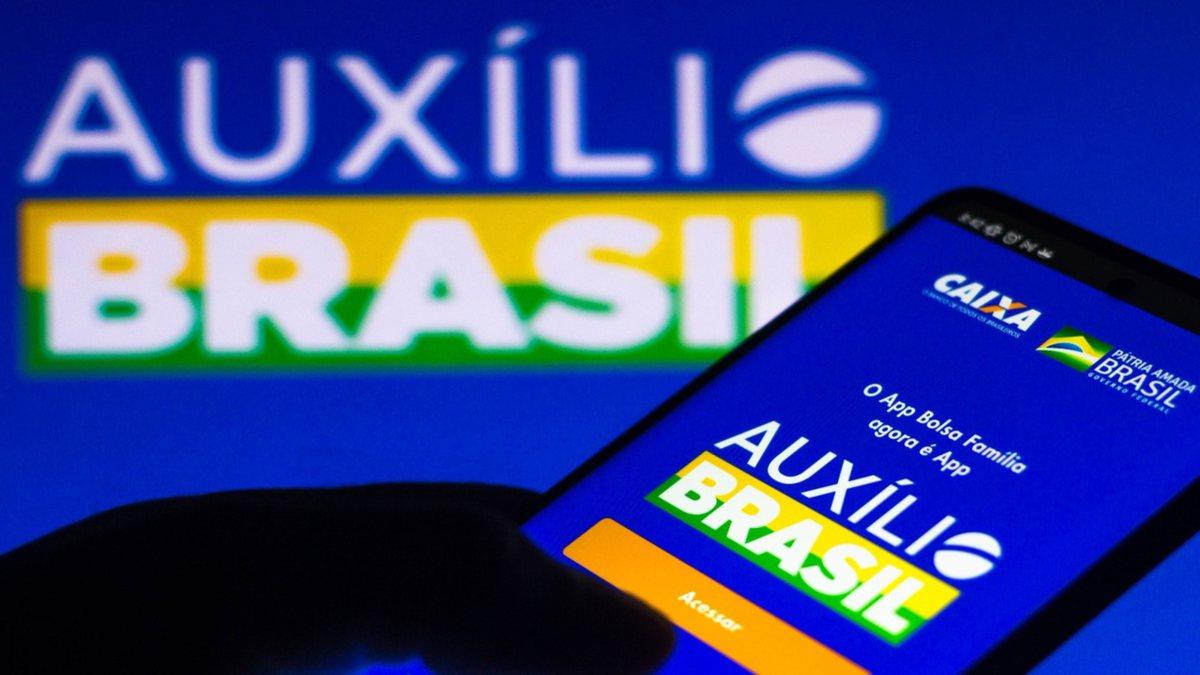 Educação- Portaria define regras de bolsas para beneficiários do Auxílio Brasil