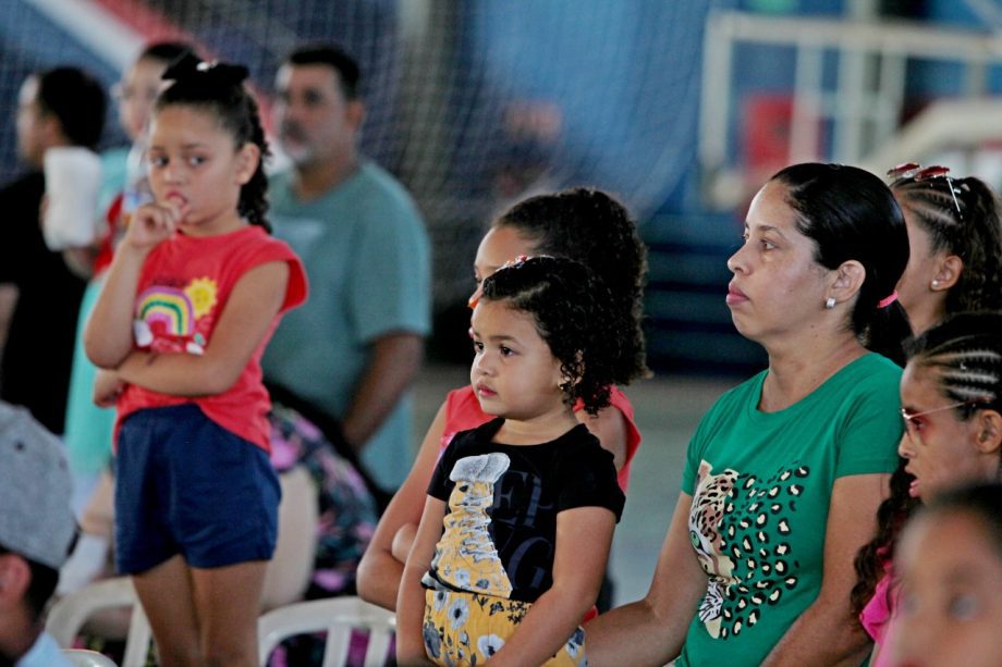 Dia das Crianças – Festividades promovida Prefeitura reúnem cerca de 8 mil pessoas