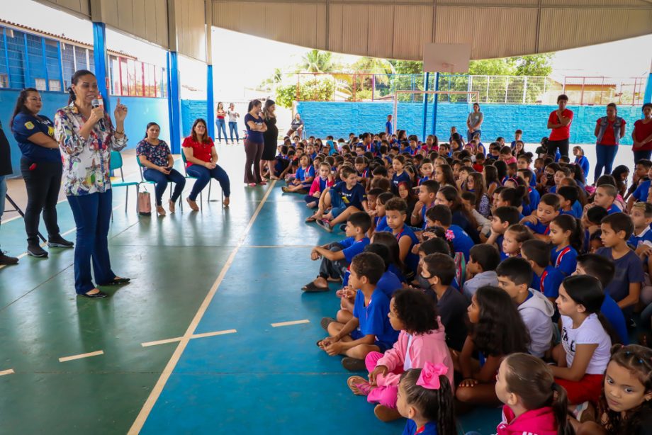 Alunos da E.M. General “Nelson Custódio de Oliveira” se classificam para a final da 12ª edição do FETRAN Alunos da E.M. General “Nelson Custódio de Oliveira” se classificam para a final da 12ª edição do FETRAN