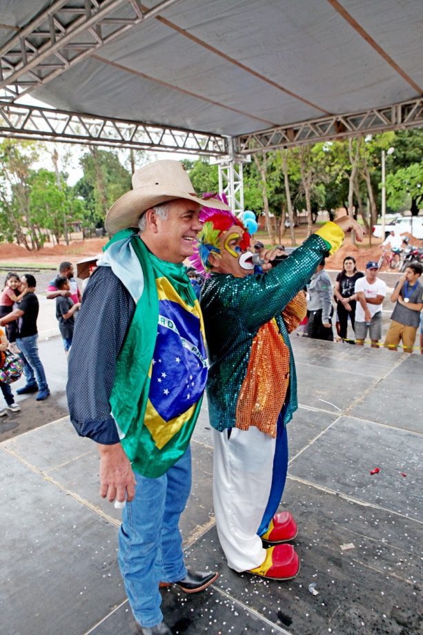Dia das Crianças – Festividades promovida Prefeitura reúnem cerca de 8 mil pessoas