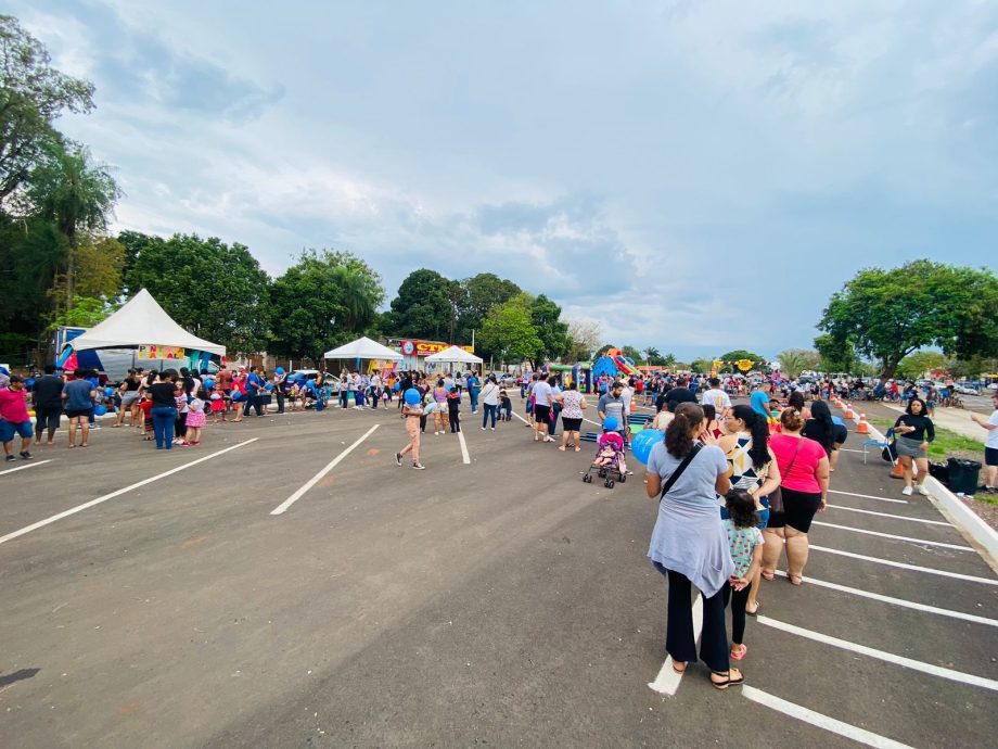 Dia das Crianças – Festividades promovida Prefeitura reúnem cerca de 8 mil pessoas