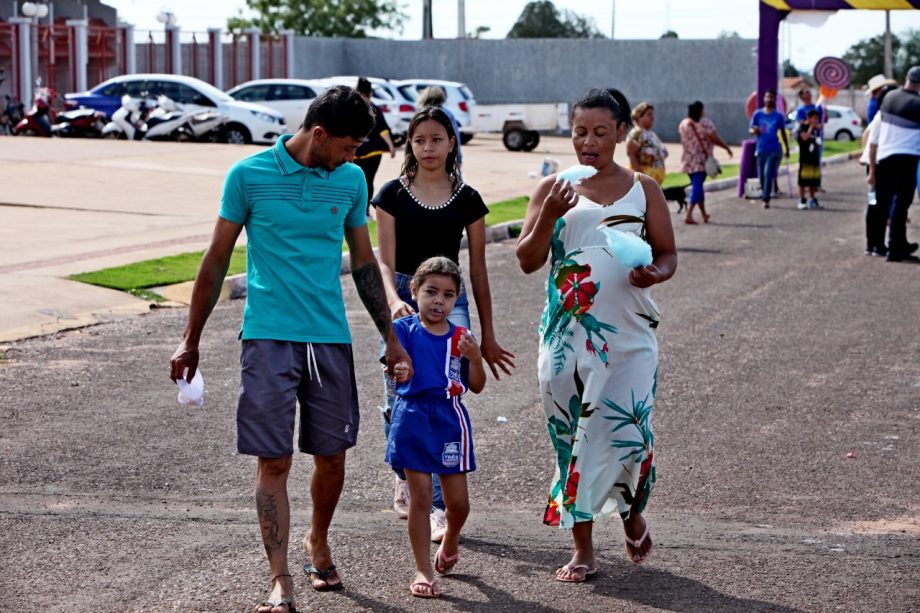 Dia das Crianças – Festividades promovida Prefeitura reúnem cerca de 8 mil pessoas