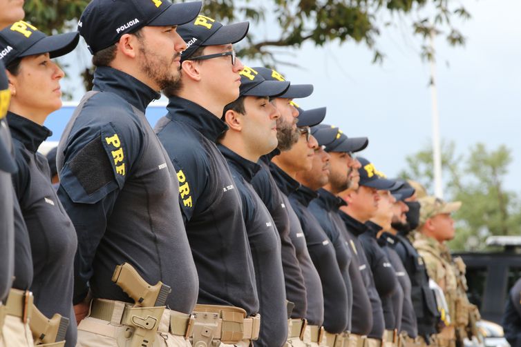 Decreto autoriza nomeação de até 625 policiais rodoviários federais Decreto autoriza nomeação de até 625 policiais rodoviários federais