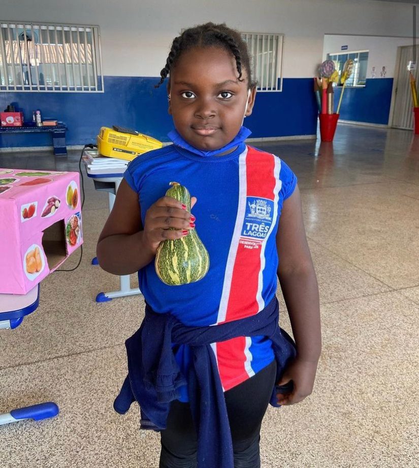 PROGRAMA SAÚDE NA ESCOLA – Alunos da Rede Municipal são acompanhados por equipe multidisciplinar de Saúde e Educação PROGRAMA SAÚDE NA ESCOLA – Alunos da Rede Municipal são acompanhados por equipe multidisciplinar de Saúde e Educação