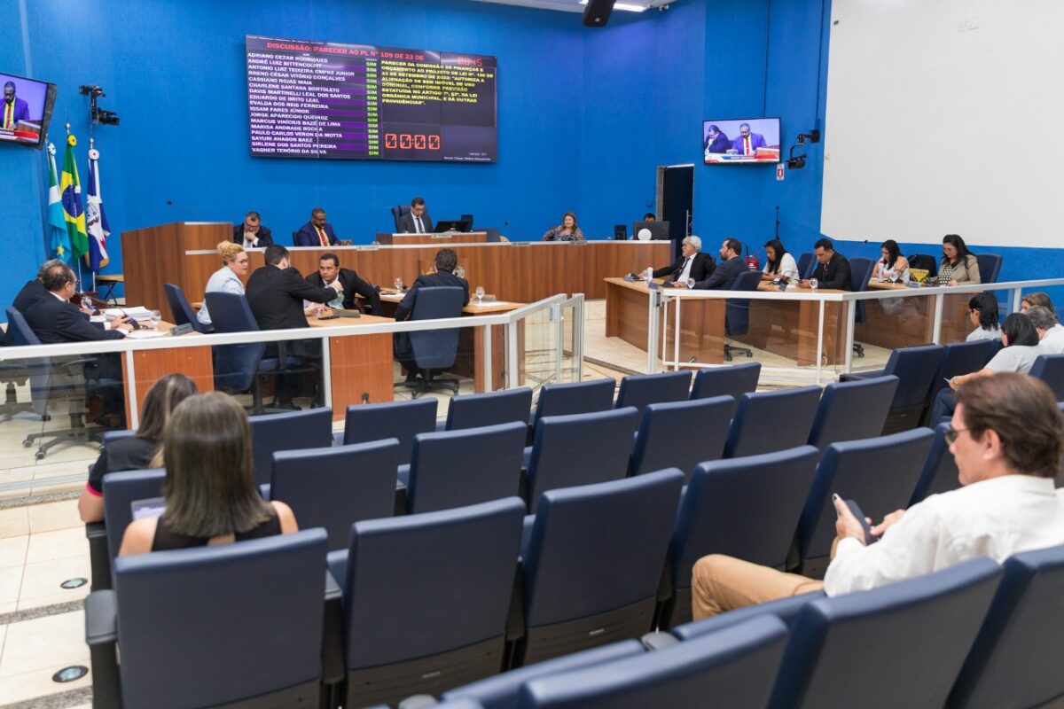 <strong>Vereadores aprovam cessão de área para ampliação de fábrica de produtos têxteis</strong> <strong>Vereadores aprovam cessão de área para ampliação de fábrica de produtos têxteis</strong>