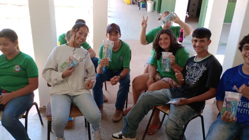 Crianças do Assentamento Mutum em Brasilândia recebem orientações sobre Saúde Bucal