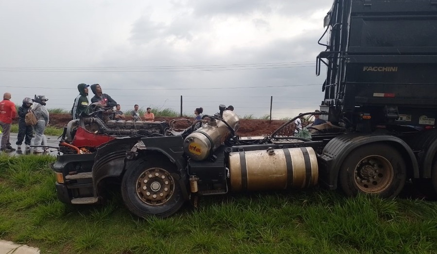 Acidente na MS-134 fecha trecho entre Batayporã – Nova Andradina Acidente na MS-134 fecha trecho entre Batayporã – Nova Andradina