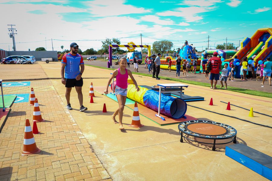 Dia das Crianças – Festividades promovida Prefeitura reúnem cerca de 8 mil pessoas