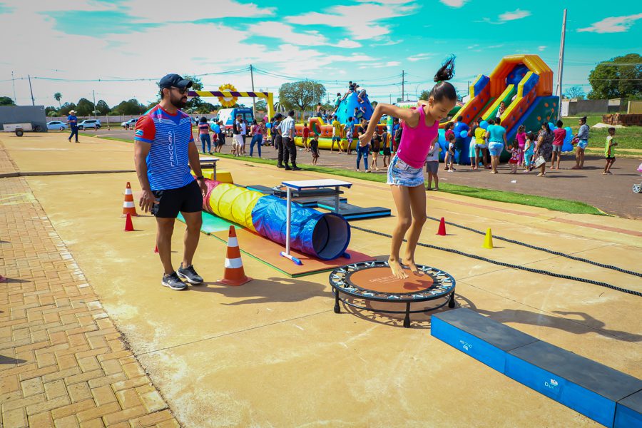 Dia das Crianças – Festividades promovida Prefeitura reúnem cerca de 8 mil pessoas