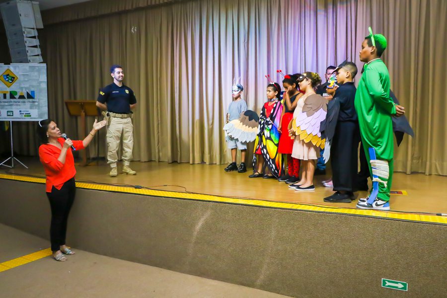 Estudantes de 7 escolas da REME participaram do FETRAN