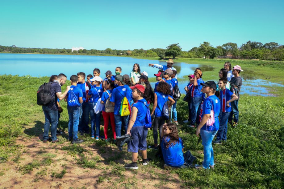 Alunos da Escola Profº. Ramez Tebet participam da Ação Lixo Zero na 2ª Lagoa