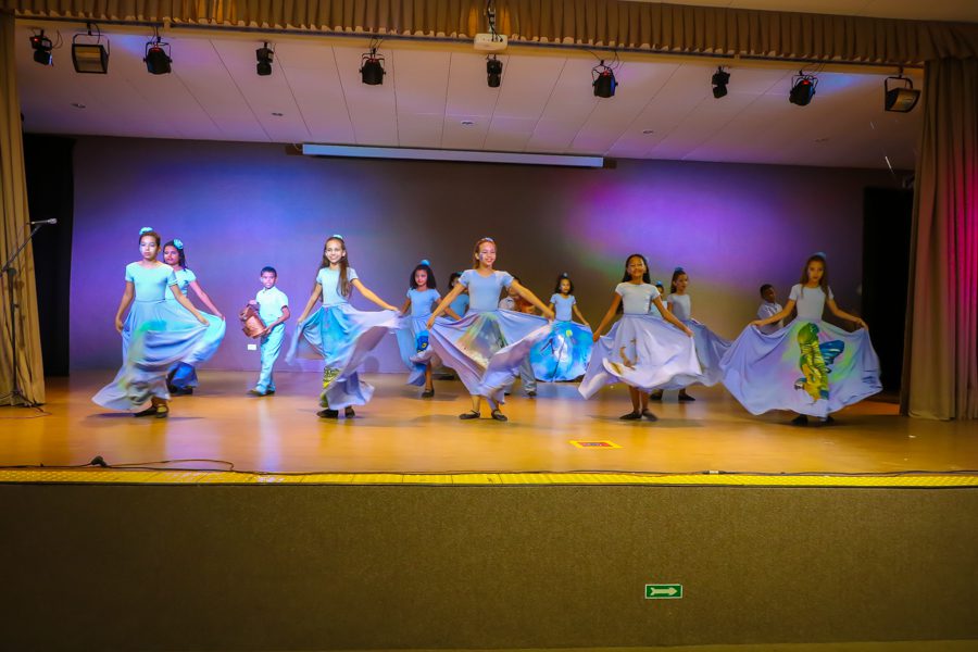 Alunos da REME se apresentam na 12ª edição do “FETRAN” Alunos da REME se apresentam na 12ª edição do “FETRAN”