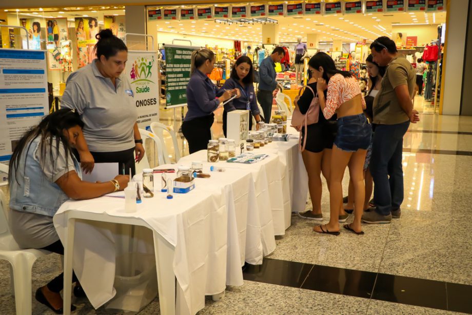 Cerca de 300 pessoas prestigiaram Tenda Educativa da SMS e UFMS no Shopping Três Lagoas Cerca de 300 pessoas prestigiaram Tenda Educativa da SMS e UFMS no Shopping Três Lagoas