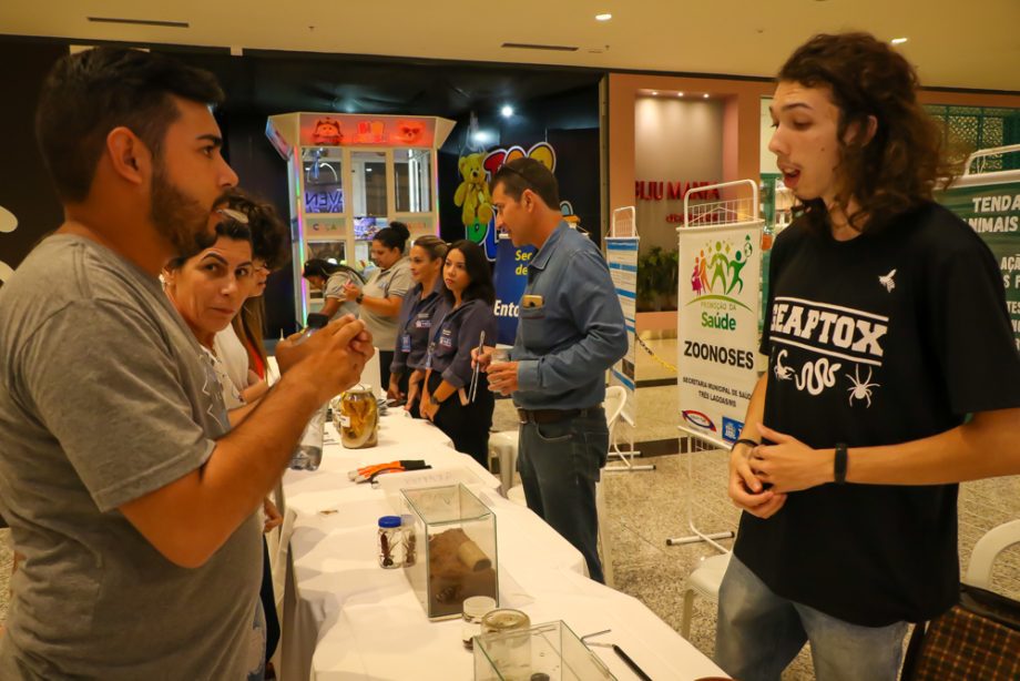 Cerca de 300 pessoas prestigiaram Tenda Educativa da SMS e UFMS no Shopping Três Lagoas Cerca de 300 pessoas prestigiaram Tenda Educativa da SMS e UFMS no Shopping Três Lagoas