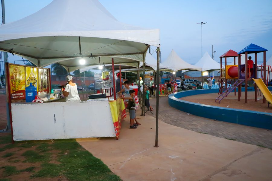 Veja como foi Projeto “Vida na Praça” no bairro Acácias Veja como foi Projeto “Vida na Praça” no bairro Acácias