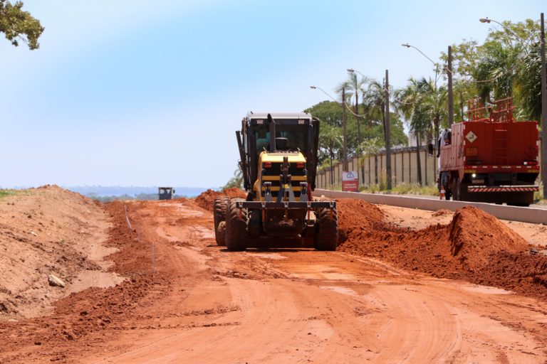 SEINTRA conclui primeira etapa da obra de duplicação da via de acesso ao Balneário SEINTRA conclui primeira etapa da obra de duplicação da via de acesso ao Balneário