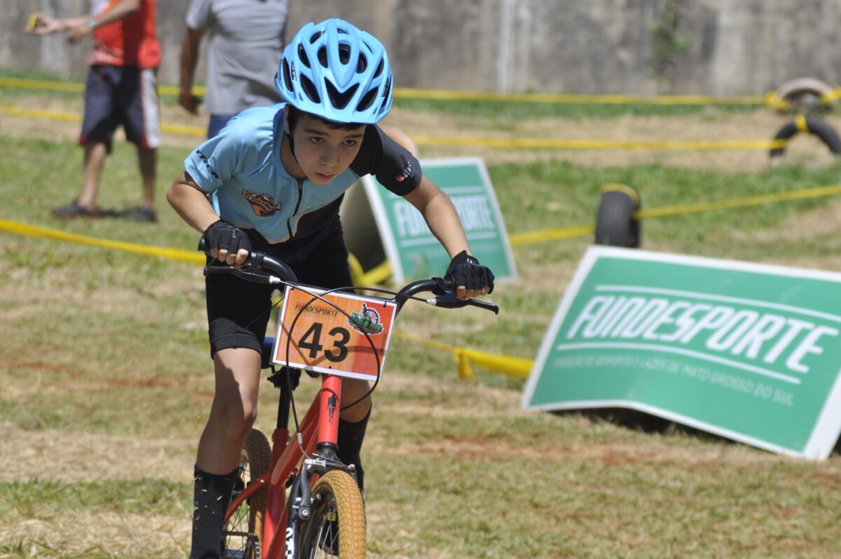 Parceria entre Governo do Estado e Sesc vai expandir o ciclismo escolar de base em Mato Grosso do Sul Parceria entre Governo do Estado e Sesc vai expandir o ciclismo escolar de base em Mato Grosso do Sul