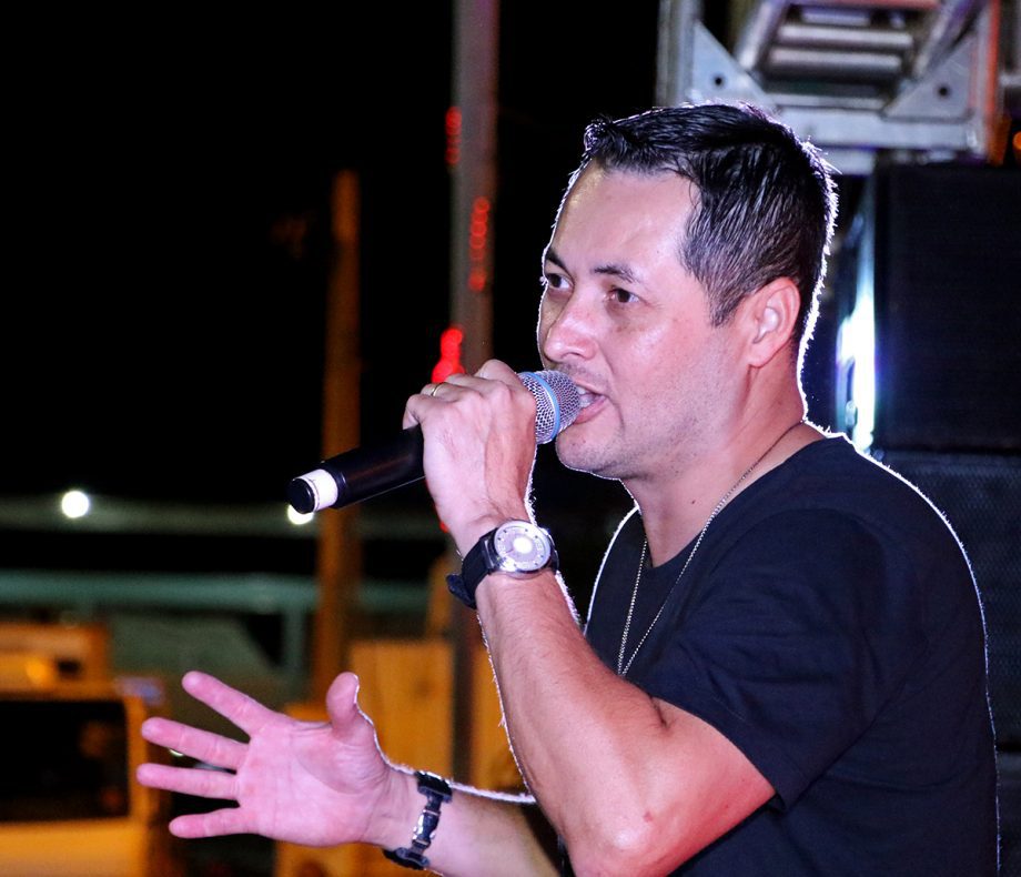 Com show de Tony e Wander e Grupo do Mato, Cultura encerra abertura das Festividades Natalinas Com show de Tony e Wander e Grupo do Mato, Cultura encerra abertura das Festividades Natalinas