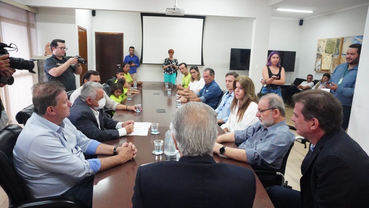 Parceria entre Governo do Estado e Sesc vai expandir o ciclismo escolar de base em Mato Grosso do Sul Parceria entre Governo do Estado e Sesc vai expandir o ciclismo escolar de base em Mato Grosso do Sul