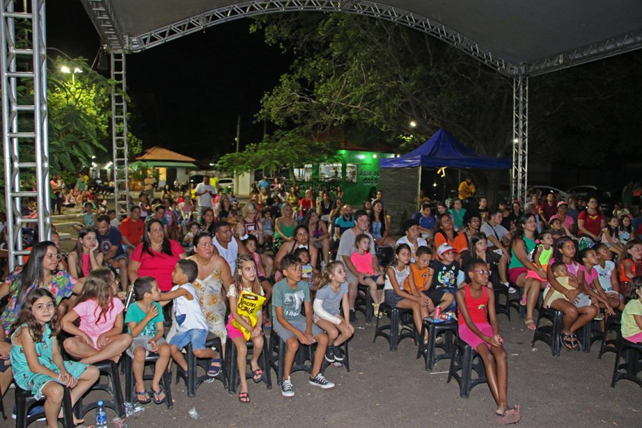 Mais de 500 pessoas prestigiaram os dois dias do Teatro Móvel Solar na Lagoa Maior