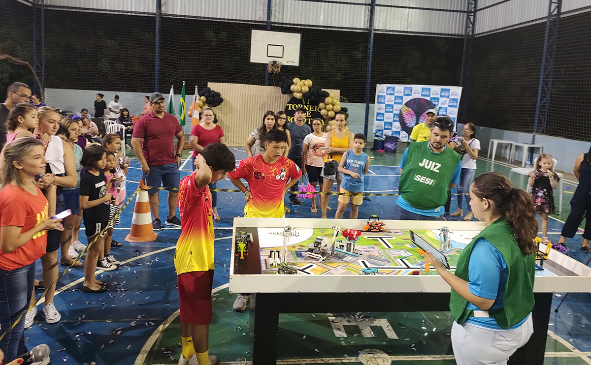 <strong>Equipe Eletric Storm é campeã do Torneio Interclasse de Robótica de Aparecida do Taboado</strong> <strong>Equipe Eletric Storm é campeã do Torneio Interclasse de Robótica de Aparecida do Taboado</strong>