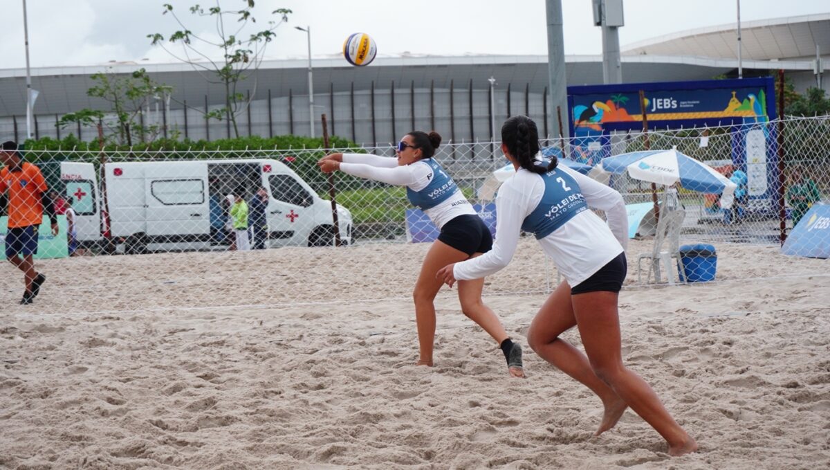 JEB’s 2022: Ana Sanches e Beatriz Sandim chegam à final do vôlei de praia pelo segundo ano consecutivo JEB’s 2022: Ana Sanches e Beatriz Sandim chegam à final do vôlei de praia pelo segundo ano consecutivo