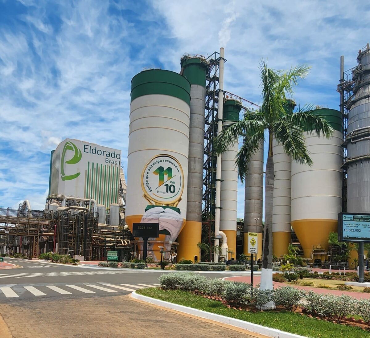 Eldorado comemora antecipação de resultados com almoço especial aos colaboradores
