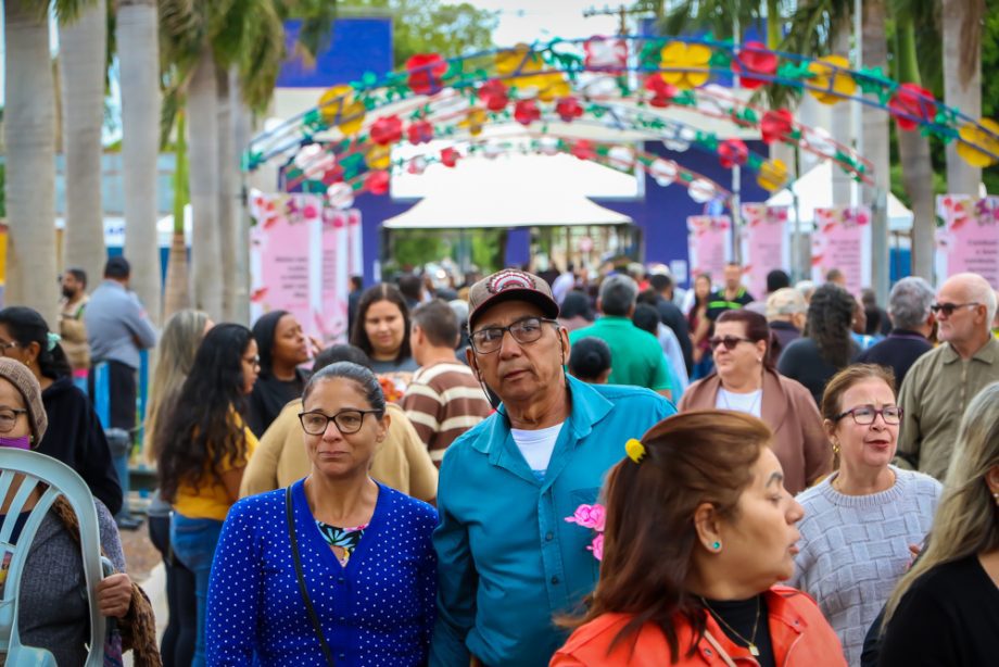 Cemitério Municipal recebeu cerca de 10 mil pessoas no Dia de Finados