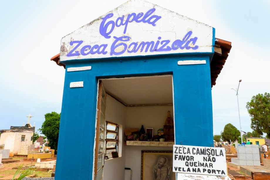 Cemitério Municipal recebeu cerca de 10 mil pessoas no Dia de Finados