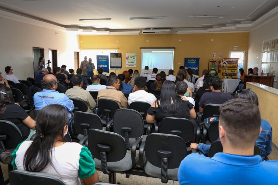 SMS apresenta balanço de ações durante Comitê de Combate à Dengue, e chama população para participar do movimento