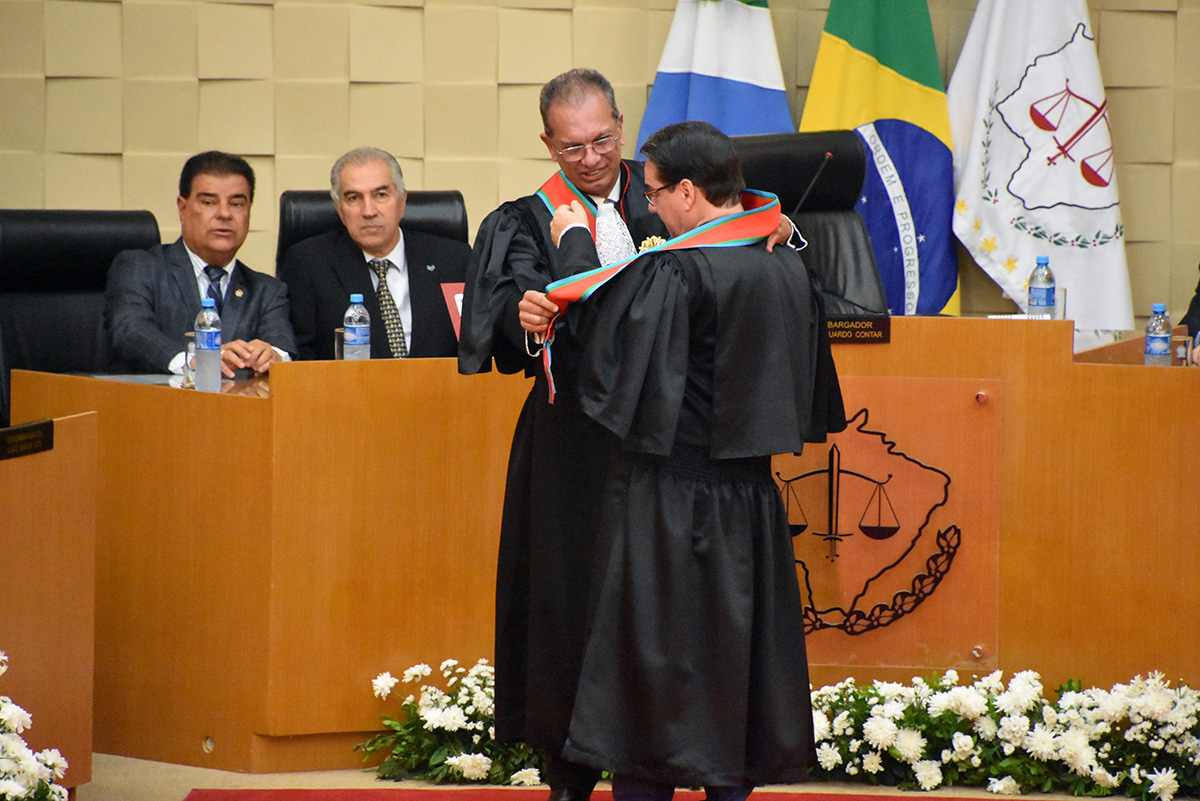 <strong>Fiems prestigia posse de novo desembargador do TJMS</strong> <strong>Fiems prestigia posse de novo desembargador do TJMS</strong>