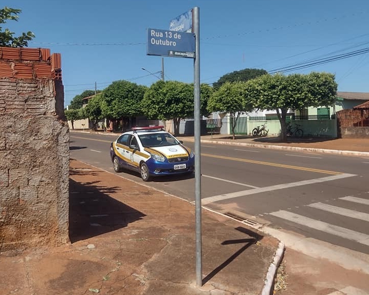 <strong>Prefeitura instala sinalização viária em pontos de Bataguassu</strong> <strong>Prefeitura instala sinalização viária em pontos de Bataguassu</strong>