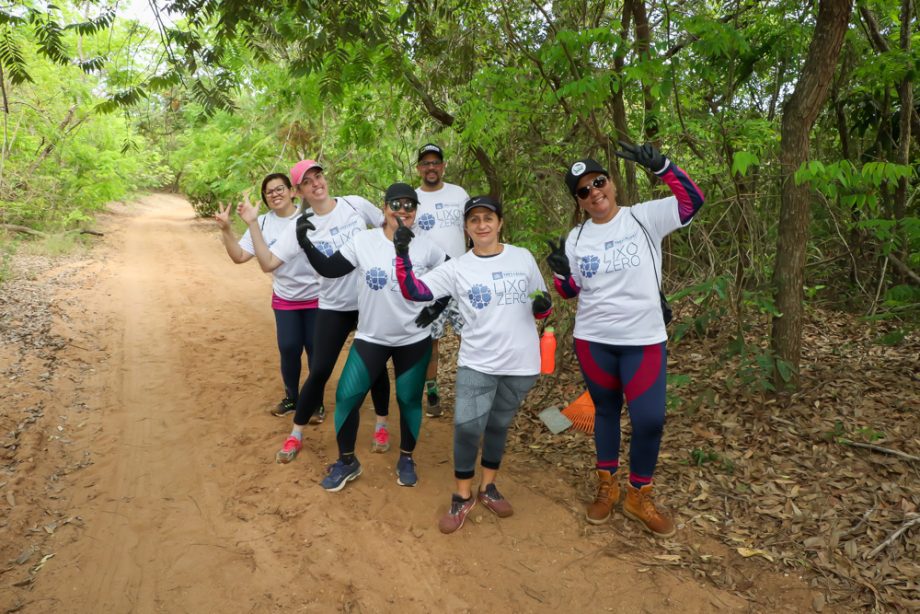 Mutirão de Limpeza retira aproximadamente 300 Kg de lixo da Cascalheira e encerra Semana “Lixo Zero” em Três Lagoas Mutirão de Limpeza retira aproximadamente 300 Kg de lixo da Cascalheira e encerra Semana “Lixo Zero” em Três Lagoas