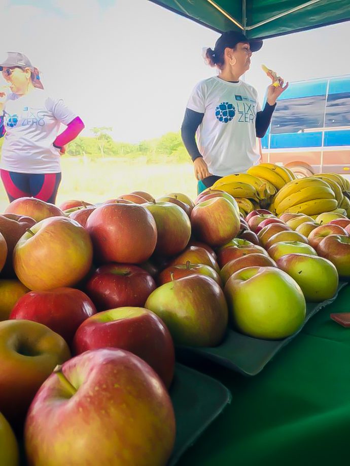 Mutirão de Limpeza retira aproximadamente 300 Kg de lixo da Cascalheira e encerra Semana “Lixo Zero” em Três Lagoas Mutirão de Limpeza retira aproximadamente 300 Kg de lixo da Cascalheira e encerra Semana “Lixo Zero” em Três Lagoas