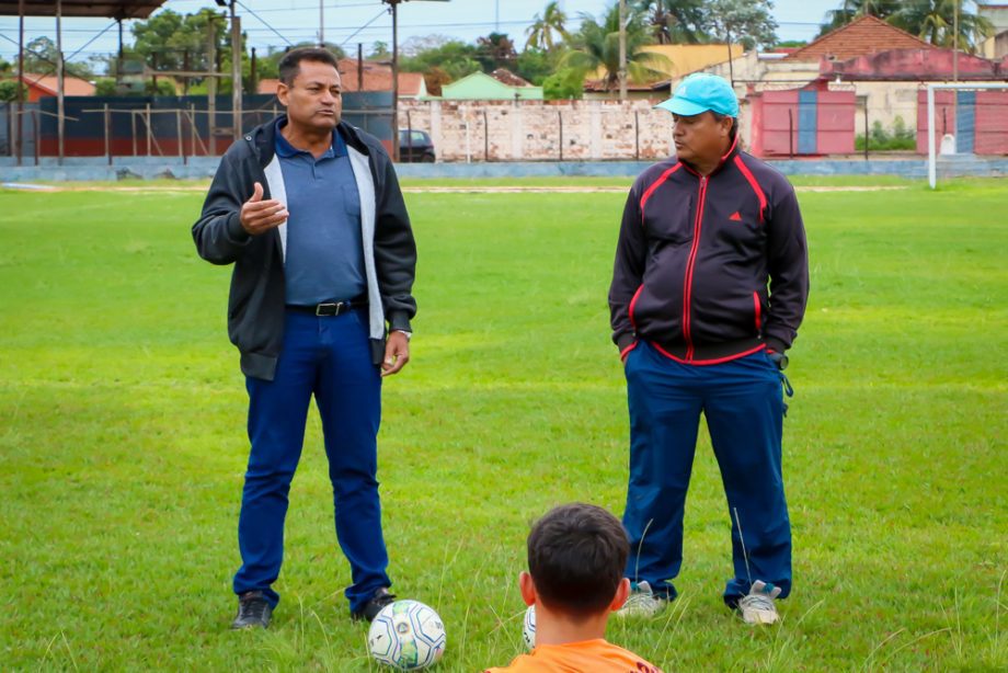Com apoio da SEJUVEL, atletas vão representar TL na fase nacional da Taça das Favelas Sub17 de futebol Com apoio da SEJUVEL, atletas vão representar TL na fase nacional da Taça das Favelas Sub17 de futebol