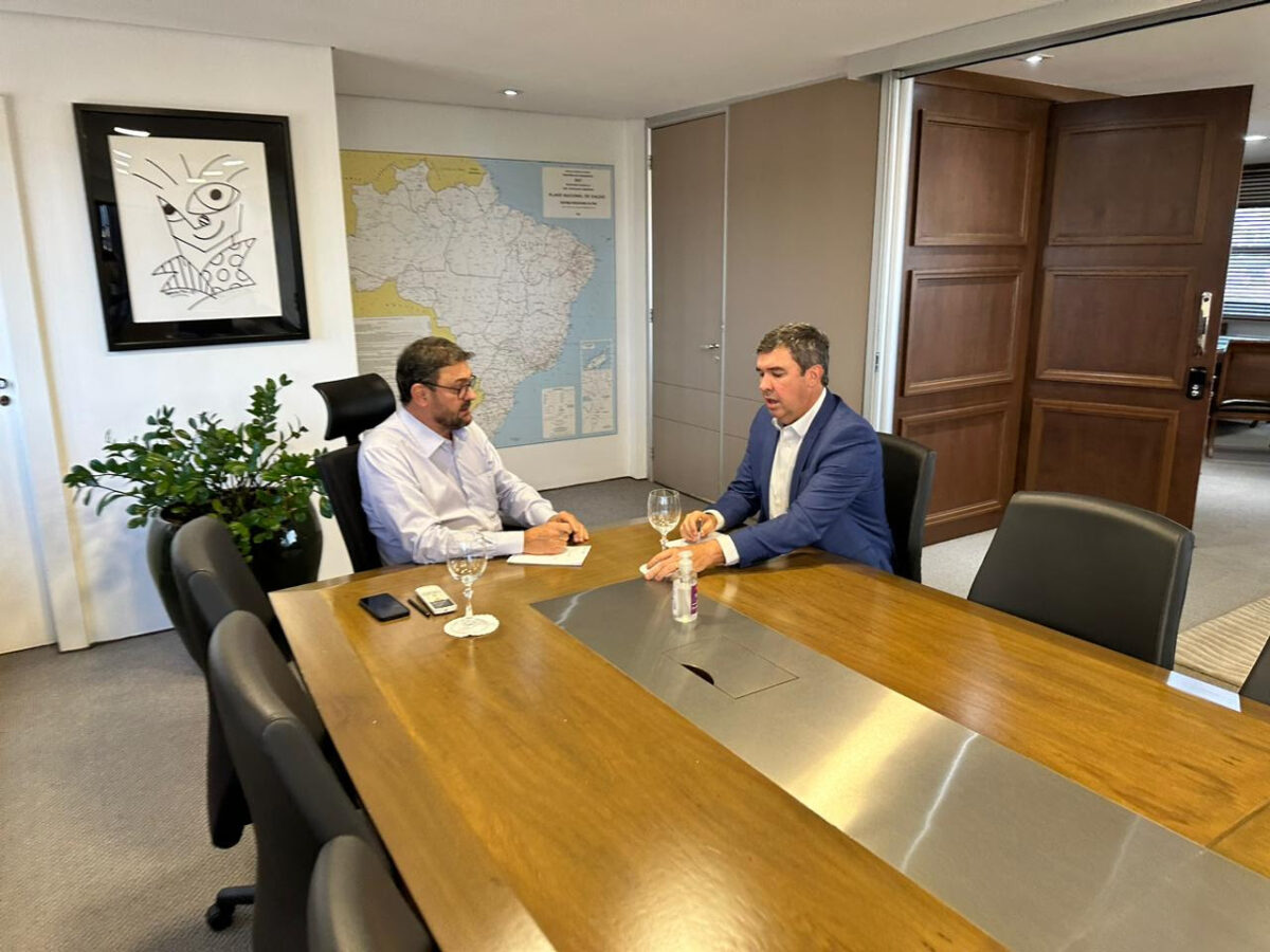 Governador eleito visita Fiems e reafirma compromisso com setor industrial