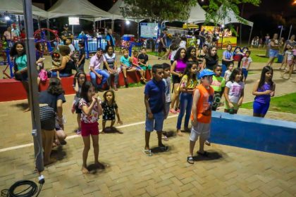 Projeto “Vida na Praça” leva lazer e arte ao bairro Novo Ipanema neste sábado (26) Projeto “Vida na Praça” leva lazer e arte ao bairro Novo Ipanema neste sábado (26)