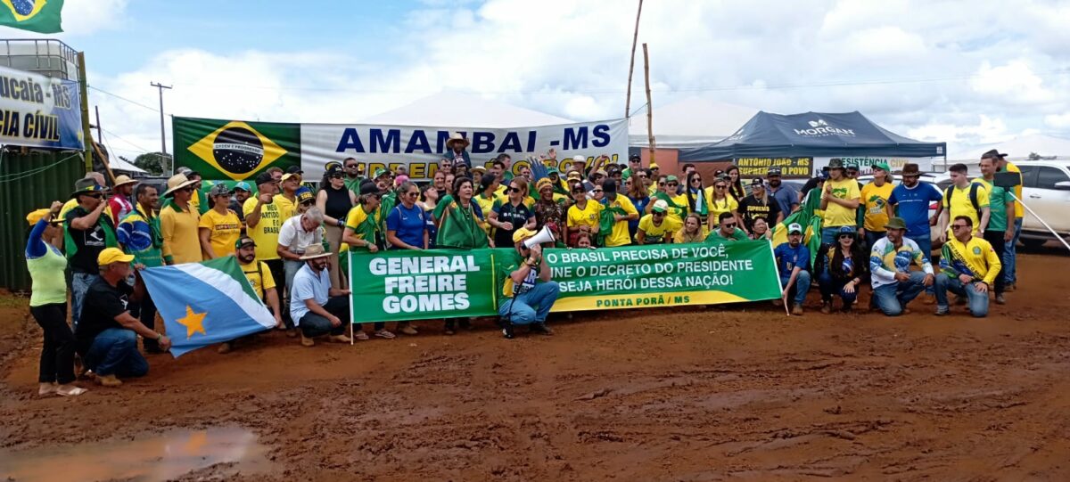 Multidão de verde e amarelo mostra que força patriota tem sido resistente em Brasília Multidão de verde e amarelo mostra que força patriota tem sido resistente em Brasília
