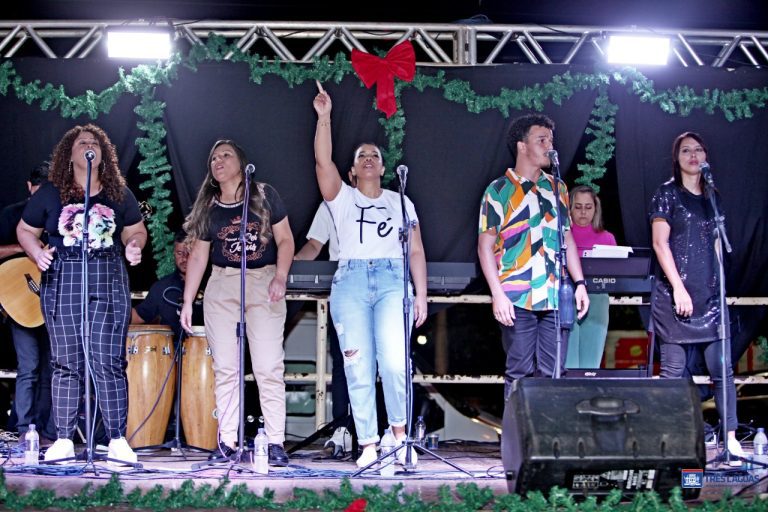 SERENATA DE NATAL –  Espetáculo de dança e muita música com shows do quarteto musical e projeto municipal são as atrações desta quarta-feira (21)