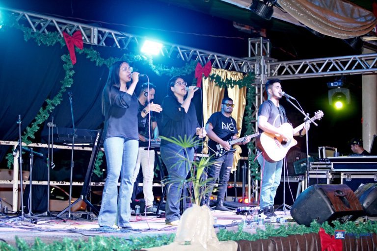 SERENATA DE NATAL –  Espetáculo de dança e muita música com shows do quarteto musical e projeto municipal são as atrações desta quarta-feira (21)